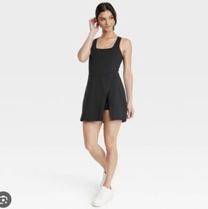 Target All in Motion black Large side-slit active dress